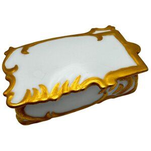 Porcelain White Decorative Trinket Box Gold Guild Trim 1972 Vintage Collectible